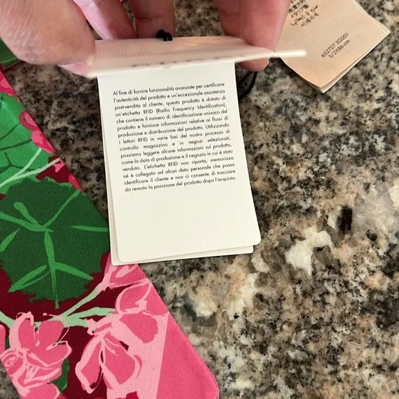 Gucci Pink Silk Floral Print Ken Scott Twilly - Picture 5 of 7